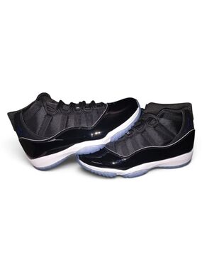 Air Jordan 11 Retro Low "Space Jam" - Black/Ice